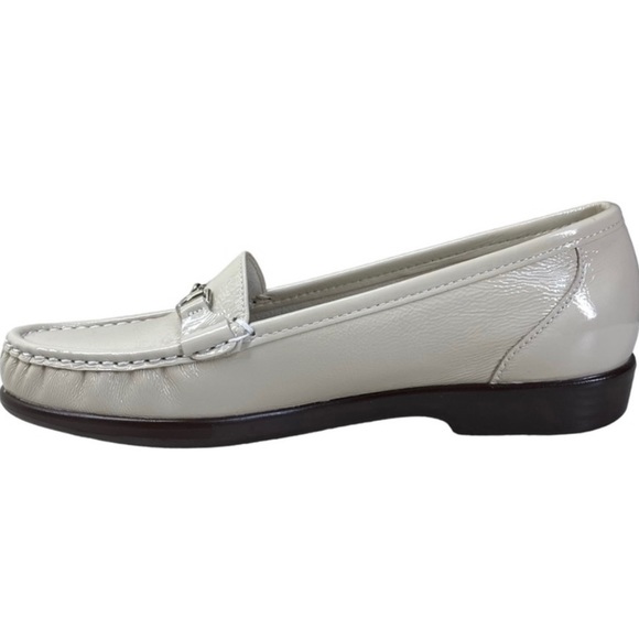 SAS Metro - Leather Loafer
Color: Bone Patent 7.5 N - Picture 4 of 13